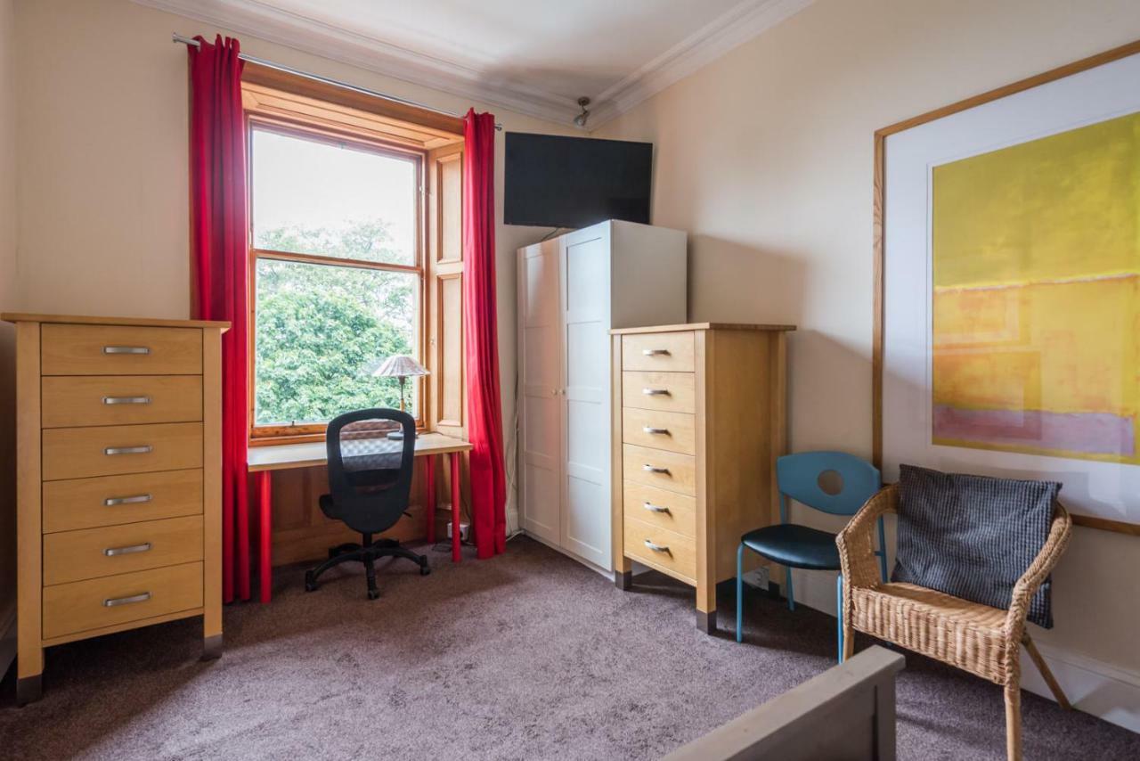 3 Bed Overlooking Meadows Park EDI Eksteriør billede
